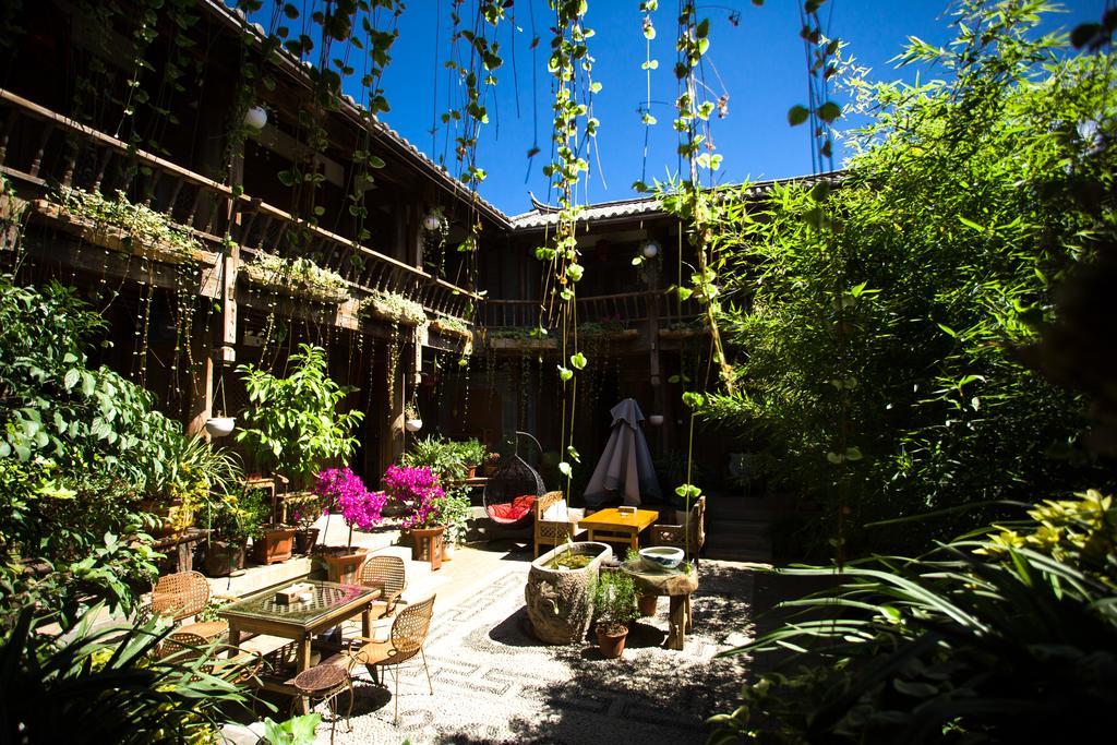 Lijiang Emerald Bay Inn Exterior photo