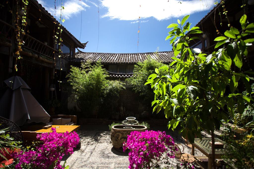 Lijiang Emerald Bay Inn Exterior photo