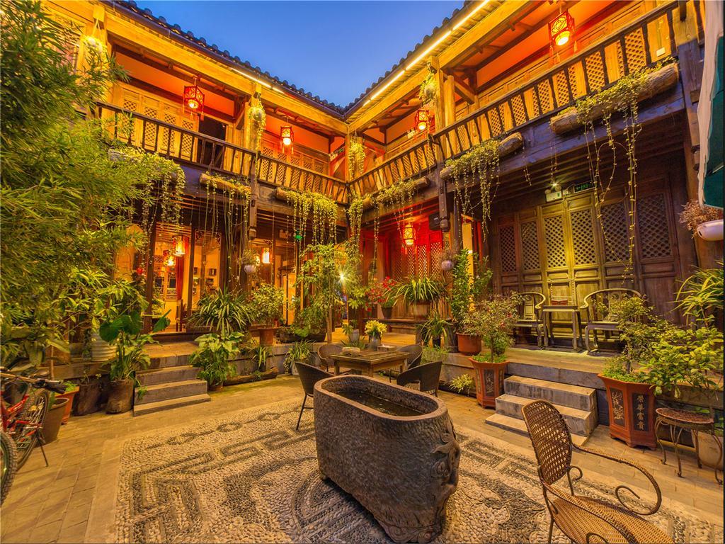 Lijiang Emerald Bay Inn Exterior photo